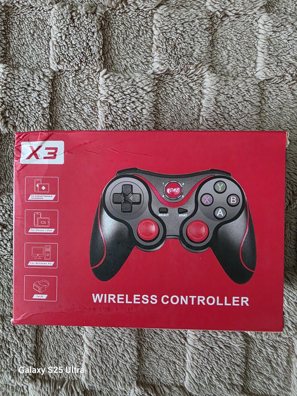 Wireless Game Controller - Black & Red